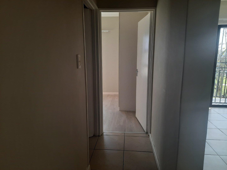 To Let 2 Bedroom Property for Rent in Sonstraal Heights Western Cape